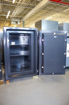 Used 3520 Atlas TRTL30X6 High Security Safe